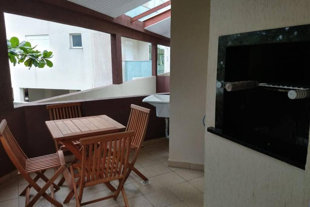 Apartamento Residencial Melfi 3 Ap 4 *